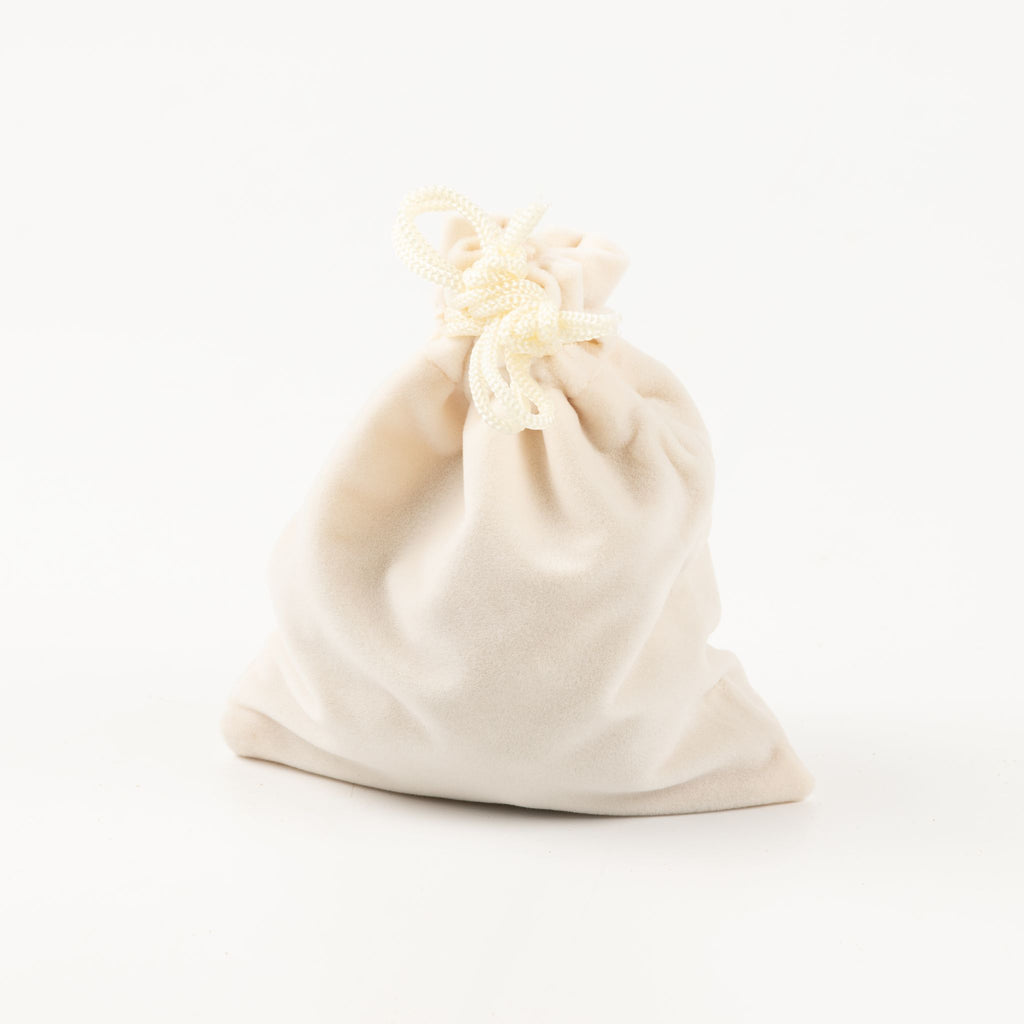Quality Velvet Pouch - Ivory 10x12cm