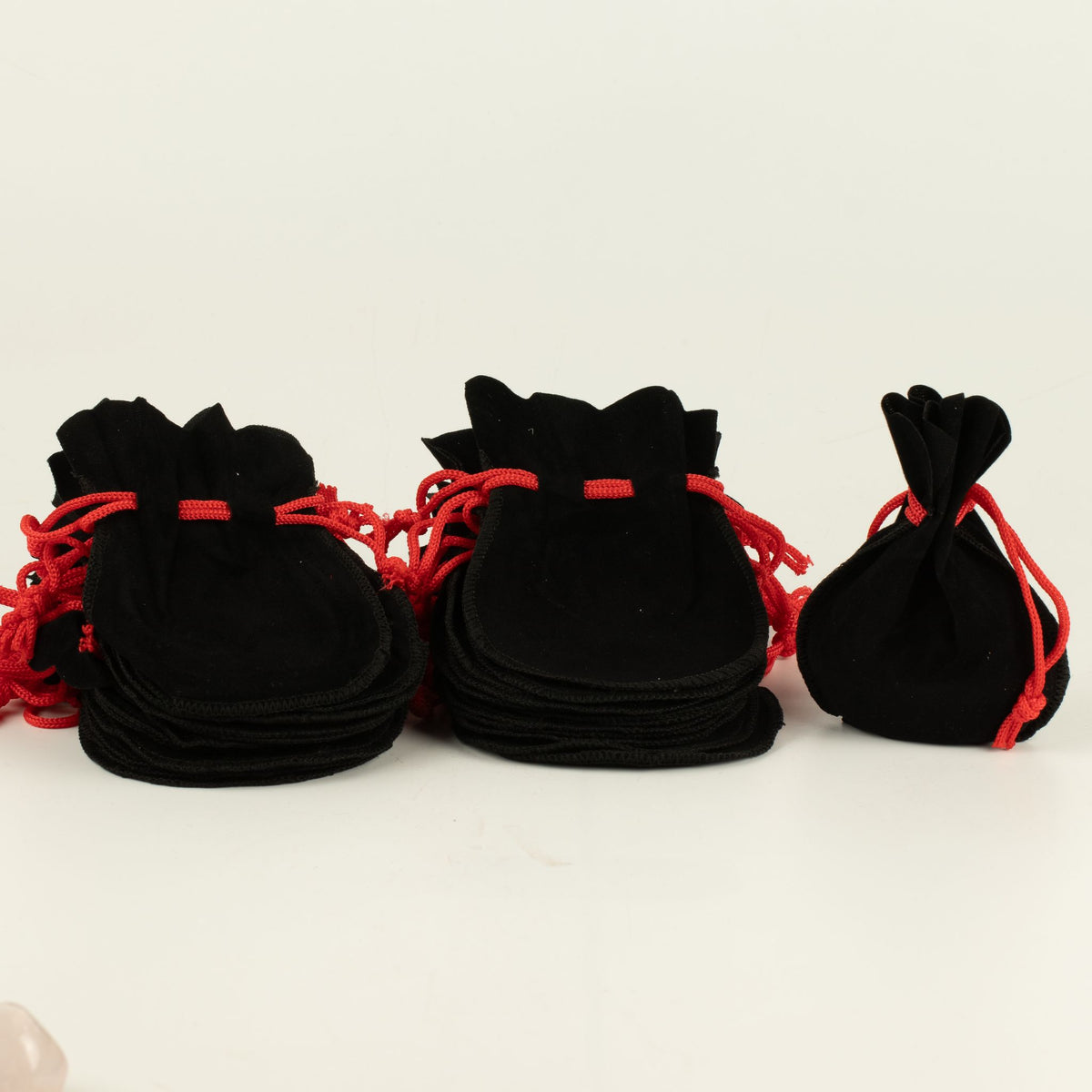 Quality Gothic Velvet Pouch - Black 12x8cm
