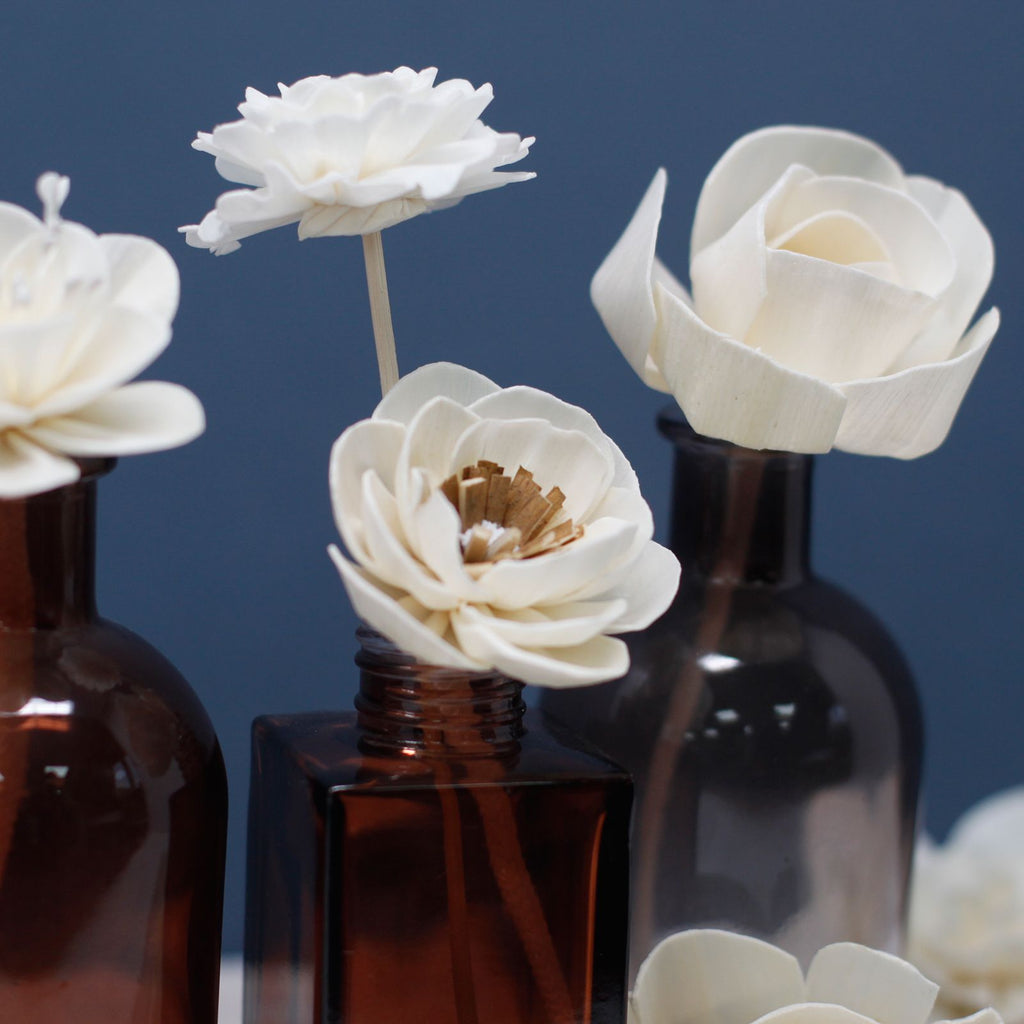 Natural Diffuser Flowers â€“ Lily on Reed
