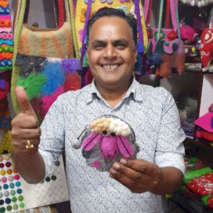 Natural Felt Zipper Pouches - Happy Sheep