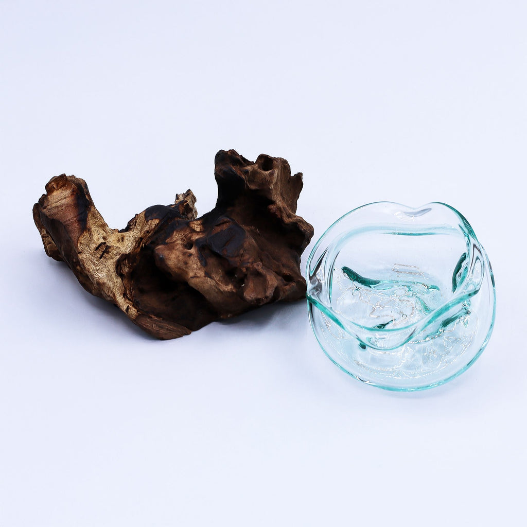 Molten Glass Wavy Bowl on Wood 18cm