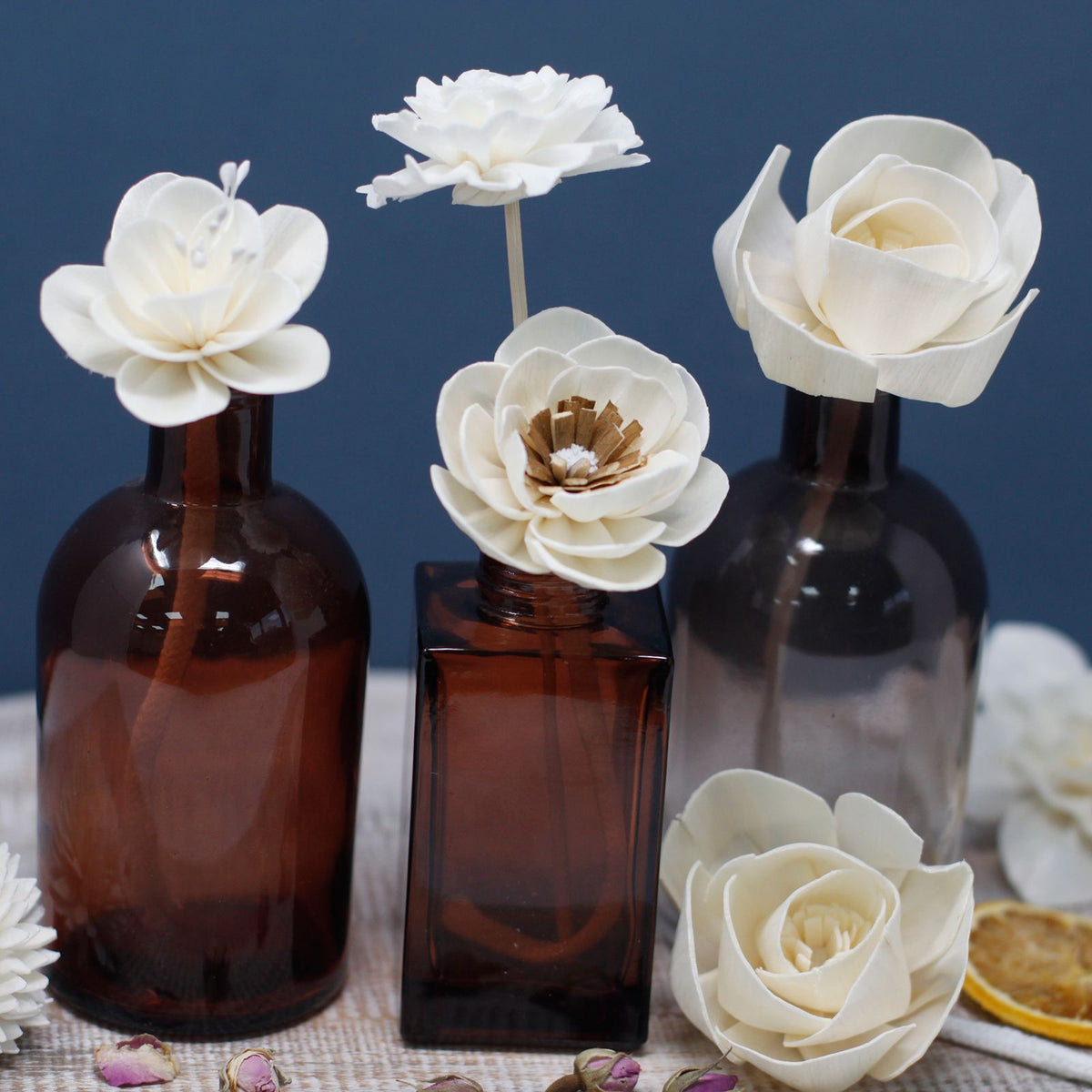 Natural Diffuser Flowers â€“ Lily on Reed
