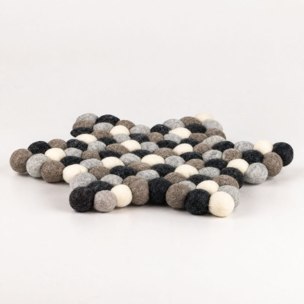 Felt Ball Star Centre Mat - Multi Grey Colour