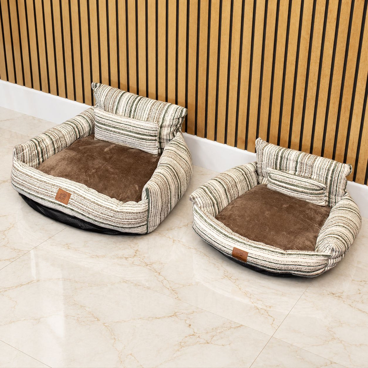 PAW Bed â€“ Medium Sofa â€“ Brown Stripes â€“ 60 Ã— 60 Ã— 28cm