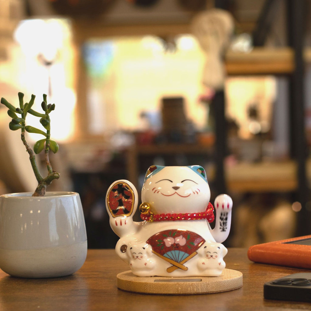 Solar Money Cat Wooden Base  - Blue moving Hand